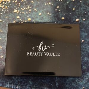 Beauty Vaulte Eyeshadow Palette